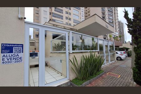 Apartamento para alugar com 123m², 3 quartos e 3 vagas Apartamento para alugar com 123m², 3 quartos e 3 vagasFachada