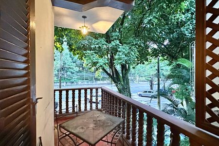 Apartamento à venda com 129m², 2 quartos e sem vaga