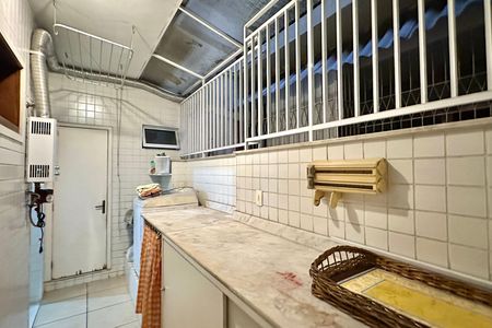 Apartamento à venda com 129m², 2 quartos e sem vaga