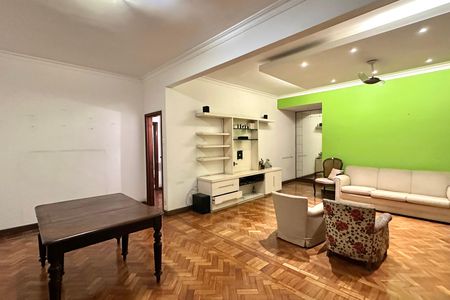 Apartamento à venda com 129m², 2 quartos e sem vaga