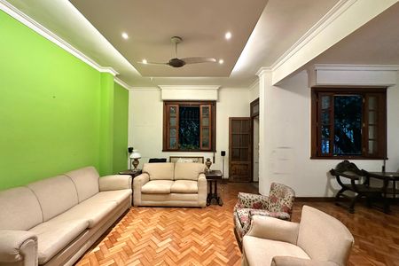 Apartamento à venda com 129m², 2 quartos e sem vaga