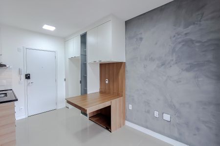Apartamento para alugar com 28m², 1 quarto e sem vaga Apartamento para alugar com 28m², 1 quarto e sem vagaSala