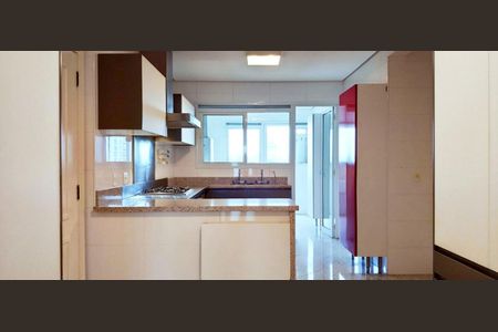 Apartamento à venda com 236m², 2 quartos e 5 vagas