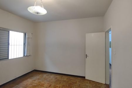 Casa à venda com 400m², 3 quartos e 4 vagas Casa à venda com 400m², 3 quartos e 4 vagasQuarto 1