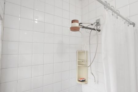 Casa à venda com 400m², 3 quartos e 4 vagas Casa à venda com 400m², 3 quartos e 4 vagasBanheiro 2