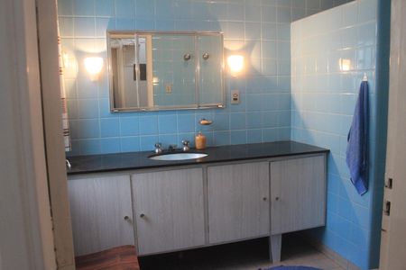 Casa à venda com 400m², 3 quartos e 4 vagasBanheiro 1