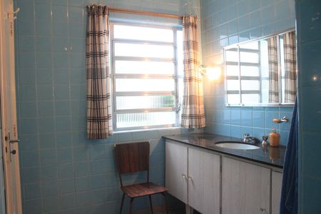 Casa à venda com 400m², 3 quartos e 4 vagasBanheiro 1