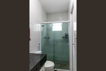 Casa à venda com 340m², 4 quartos e 4 vagas Casa à venda com 340m², 4 quartos e 4 vagasBanheiro da Suíte 4