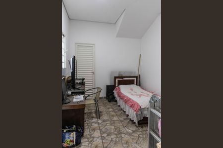 Casa à venda com 340m², 4 quartos e 4 vagas Casa à venda com 340m², 4 quartos e 4 vagasQuarto de Serviço