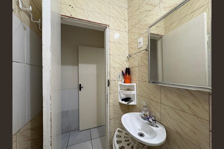 Casa à venda com 327m², 5 quartos e 2 vagas Casa à venda com 327m², 5 quartos e 2 vagasBanheiro 2 - Casa 3