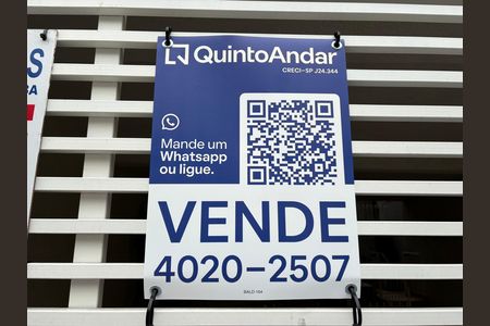 Casa à venda com 327m², 5 quartos e 2 vagas Casa à venda com 327m², 5 quartos e 2 vagasPlaca