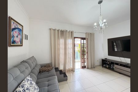 Casa à venda com 327m², 5 quartos e 2 vagas Casa à venda com 327m², 5 quartos e 2 vagasSala - Casa 1