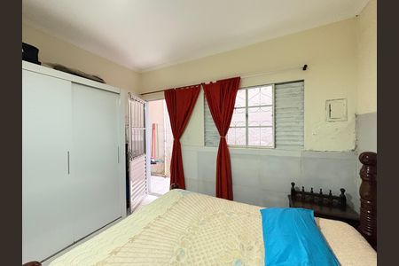 Casa à venda com 327m², 5 quartos e 2 vagas Casa à venda com 327m², 5 quartos e 2 vagasQuarto 1 - Casa 3