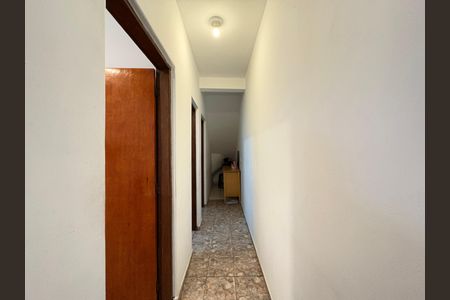 Casa à venda com 327m², 5 quartos e 2 vagas Casa à venda com 327m², 5 quartos e 2 vagasCorredor dos quartos - Casa 1