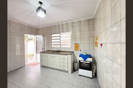 Casa à venda com 327m², 5 quartos e 2 vagas Casa à venda com 327m², 5 quartos e 2 vagasCozinha - Casa 2
