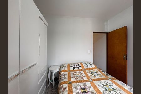 Casa à venda com 327m², 5 quartos e 2 vagas Casa à venda com 327m², 5 quartos e 2 vagasQuarto 1 - Casa 1