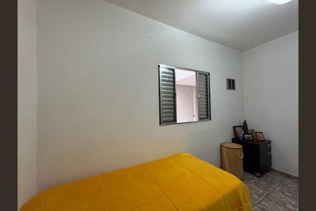 Casa à venda com 327m², 5 quartos e 2 vagas Casa à venda com 327m², 5 quartos e 2 vagasQuarto 3 - Casa 1