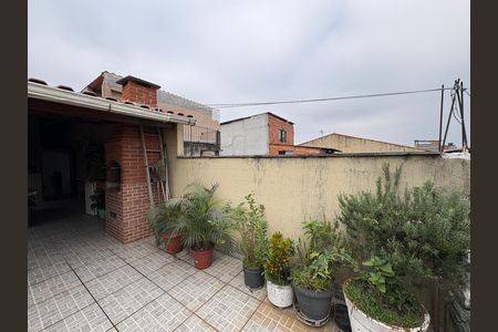 Casa à venda com 327m², 5 quartos e 2 vagas Casa à venda com 327m², 5 quartos e 2 vagasÁrea gourmet - Casa 1