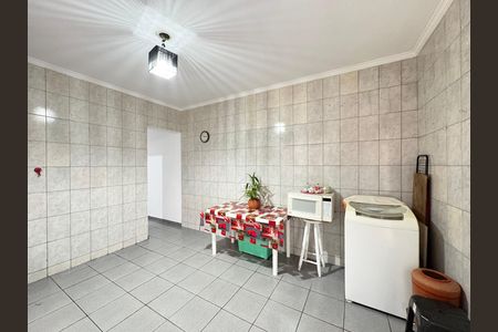 Casa à venda com 327m², 5 quartos e 2 vagas Casa à venda com 327m², 5 quartos e 2 vagasCozinha - Casa 2