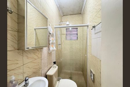 Casa à venda com 327m², 5 quartos e 2 vagas Casa à venda com 327m², 5 quartos e 2 vagasBanheiro 2 - Casa 3
