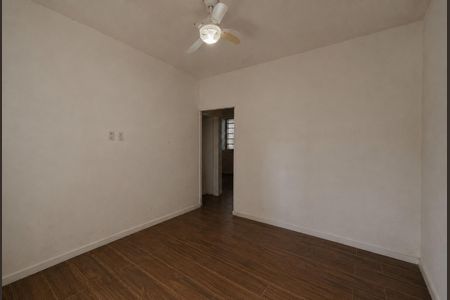 Quarto 3 de casa para alugar com 3 quartos, 60m² em São Geraldo, Porto Alegre