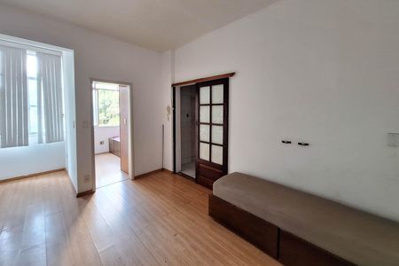 Apartamento para alugar com 40m², 1 quarto e sem vaga Apartamento para alugar com 40m², 1 quarto e sem vagaSala