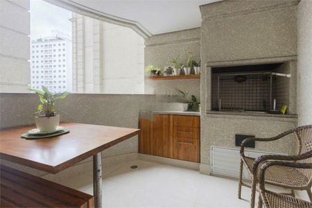 Apartamento à venda com 253m², 4 quartos e 6 vagas