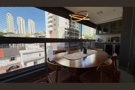 Apartamento à venda com 142m², 3 quartos e 2 vagas
