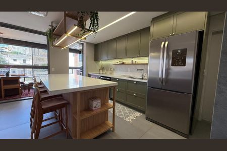 Apartamento à venda com 142m², 3 quartos e 2 vagas