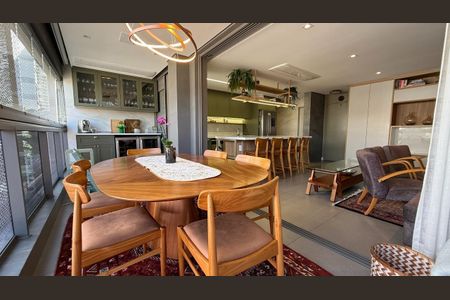 Apartamento à venda com 142m², 3 quartos e 2 vagas