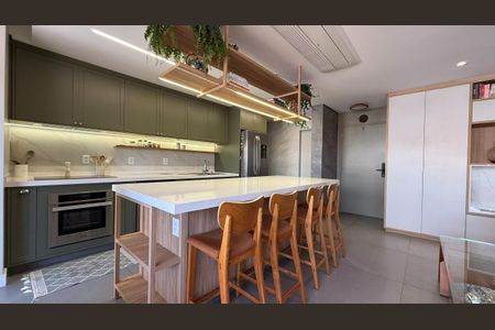 Apartamento à venda com 142m², 3 quartos e 2 vagas