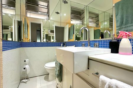 Apartamento para alugar com 130m², 3 quartos e sem vaga