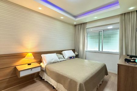 Apartamento para alugar com 130m², 3 quartos e sem vaga
