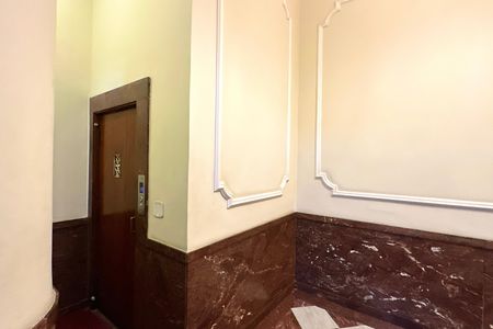 Apartamento para alugar com 130m², 3 quartos e sem vaga