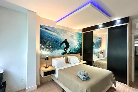Apartamento para alugar com 130m², 3 quartos e sem vaga