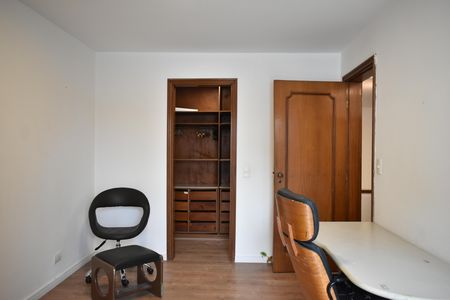 Casa para alugar com 295m², 3 quartos e 2 vagasSuíte 2