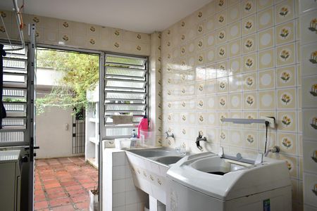 Casa para alugar com 295m², 3 quartos e 2 vagasÁrea de Serviço