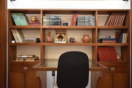 Casa para alugar com 295m², 3 quartos e 2 vagasEscritório 2