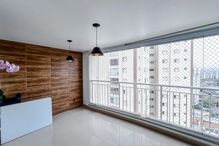 Apartamento para alugar com 106m², 3 quartos e 2 vagasVaranda