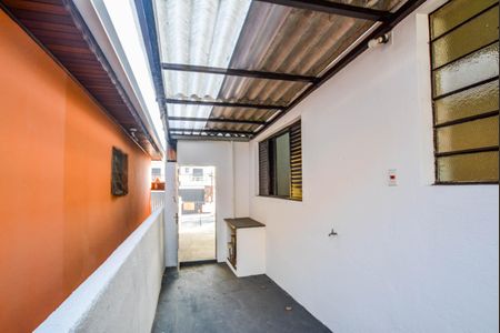 Casa para alugar com 100m², 2 quartos e 1 vaga Casa para alugar com 100m², 2 quartos e 1 vagaQuintal