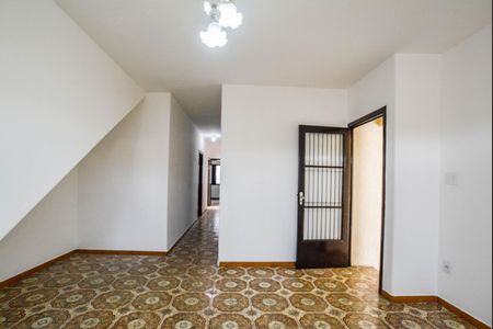 Sala de casa para alugar com 2 quartos, 100m² em Parque das Nações, Santo André