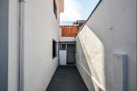 Casa para alugar com 100m², 2 quartos e 1 vaga Casa para alugar com 100m², 2 quartos e 1 vagaQuintal