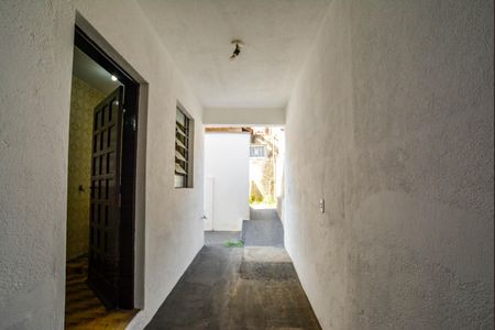 Casa para alugar com 100m², 2 quartos e 1 vaga Casa para alugar com 100m², 2 quartos e 1 vagaQuintal