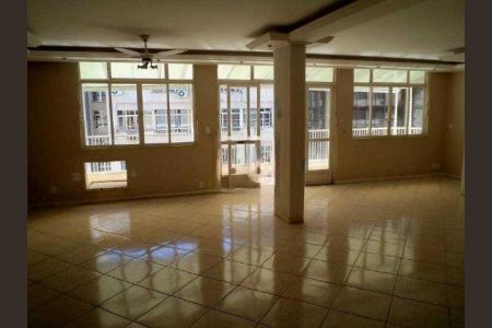 Apartamento à venda com 159m², 4 quartos e 1 vaga