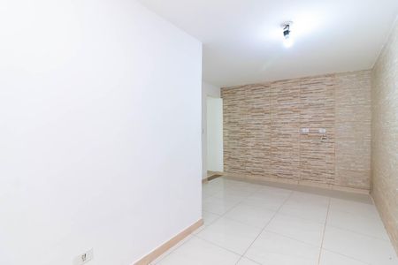 Apartamento para alugar com 30m², 1 quarto e sem vaga Apartamento para alugar com 30m², 1 quarto e sem vagaSala e Quarto