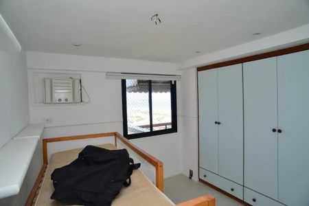 Apartamento para alugar com 220m², 3 quartos e 3 vagas Apartamento para alugar com 220m², 3 quartos e 3 vagasQuarto 2