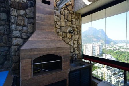 Apartamento para alugar com 220m², 3 quartos e 3 vagas Apartamento para alugar com 220m², 3 quartos e 3 vagasCobertura