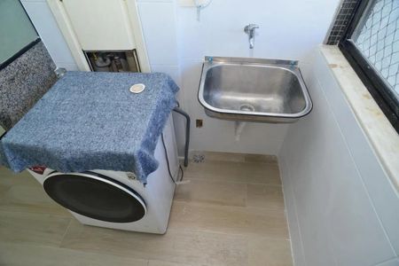 Apartamento para alugar com 220m², 3 quartos e 3 vagas Apartamento para alugar com 220m², 3 quartos e 3 vagasÁrea de Serviço