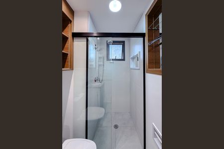 Studio para alugar com 28m², 1 quarto e sem vaga Studio para alugar com 28m², 1 quarto e sem vagaBanheiro da Suíte