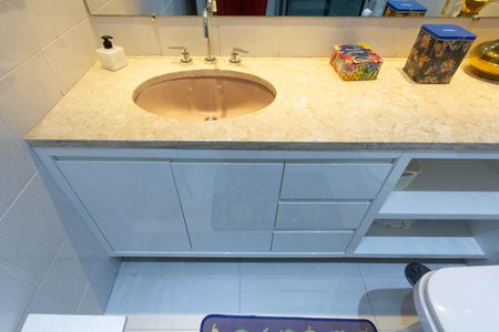 Apartamento à venda com 158m², 3 quartos e sem vaga Apartamento à venda com 158m², 3 quartos e sem vagaBanheiro